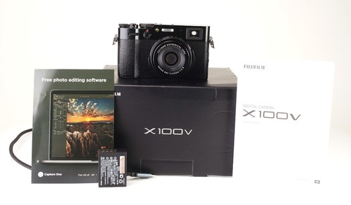 Fuji x100v camera - camera, integrated