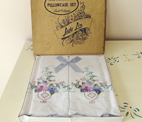 Pair vintage cotton - vintage,
