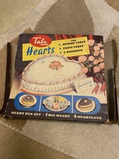 Tala Vintage Hearts Pan Set