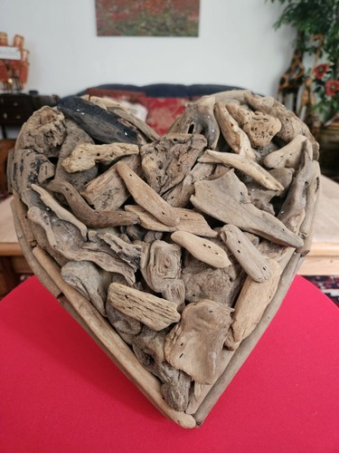 Handmade driftwood heart - 🐚handmade,