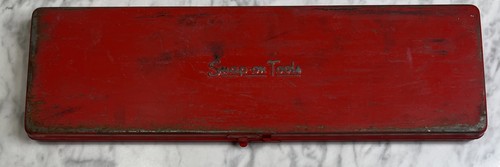 Vintage snap metal tool - on,