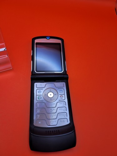 Motorola razr black - motorola, mobile