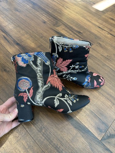 Zara ankle boots - ,