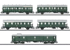 TriX 23389 DB set carriages