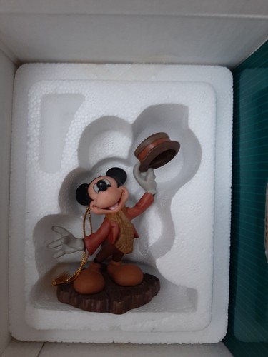 Wdcc mickey christmas carol - mickey's,