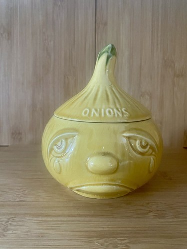 Sylvac vintage onion crying - vintage,