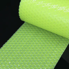Heart-Shaped Bubble Wrap Cushioning for Fragile Packaging and Protection