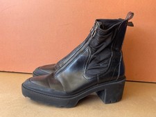 Zara Women's Black Faux Leather Front Zip Ankle Boots Shoes. UK(7)EUR(41) -A75