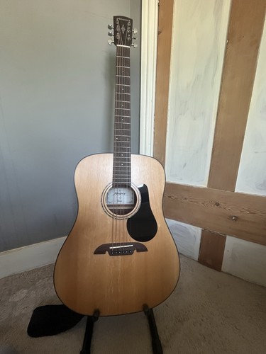 Alvarez ad30 acoustic guitar - ad30, +