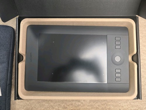 Wacom intuos pro pth - wacom,