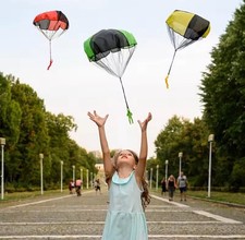 3pcs Kids Play Parachute Hand Throwing  Outdoor Children Toys Boy Girl Gift 