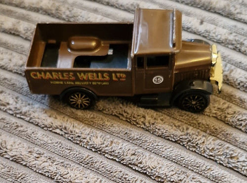 Corgi classics morris - morris, truck