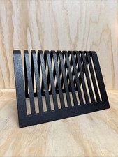 This is a vintage Habitat bent