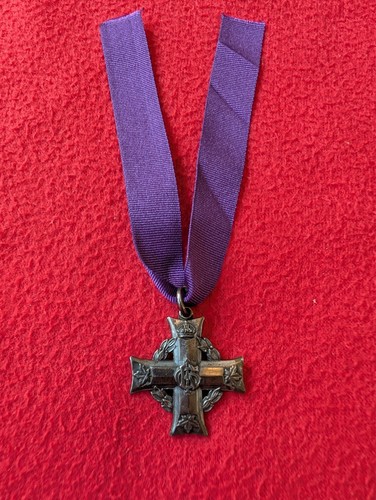 Wwi canadian memorial cross - memorial,