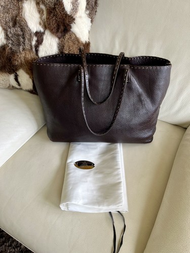 Lovely vtg authentic - lovely,
