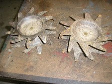 Mantis mini tiller digging