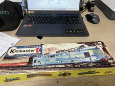 Vintage Kitmaster Rose Bud