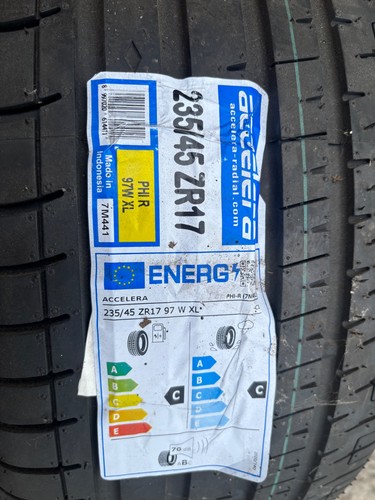 Accelera tyre size - , 235/45r17
