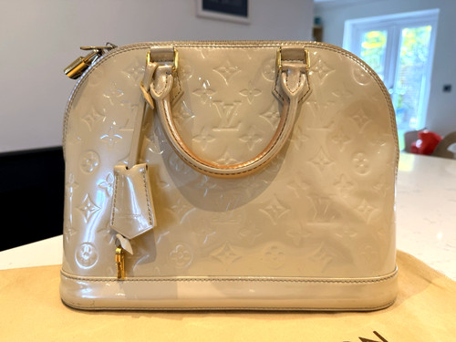 Genuine louis vuitton alma - louis, pm