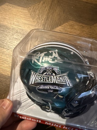 Truth signed wrestlemania xl - r-truth,