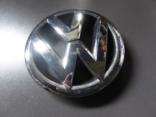 GENUINE VOLKSWAGEN PASSAT TIGUAN FRONT GRILL EMBLEM BADGE 561853600