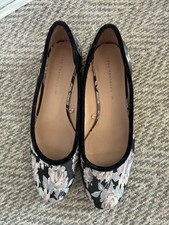 Ladies Grey/Black Floral Flat
