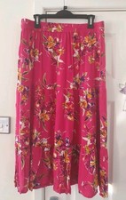 Lovely Ladies Size 16 Pink