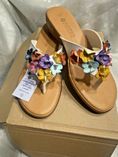 Boxed Pavers Slip-on