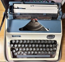 Vintage Erika Typewriter Model 105 Tested and Working Retro