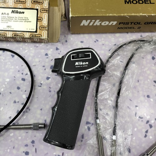 Nikon pistol grip - nikon,