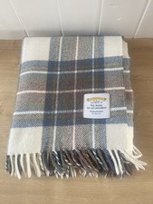 Vintage James Pringles Weavers