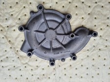 Suzuki GT 750 Water pump cover
