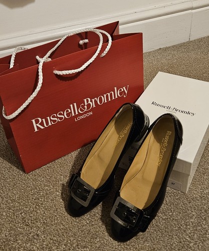Russell bromley patent black - &,