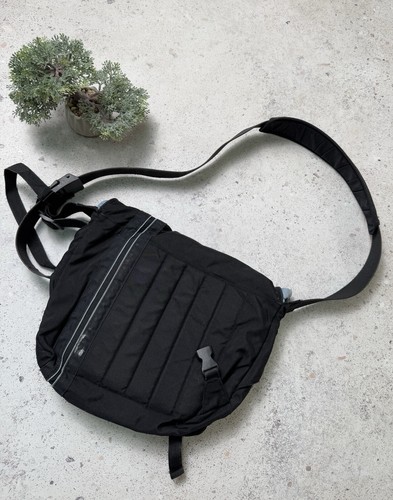 Crumpler cheesy disco - cheesy,