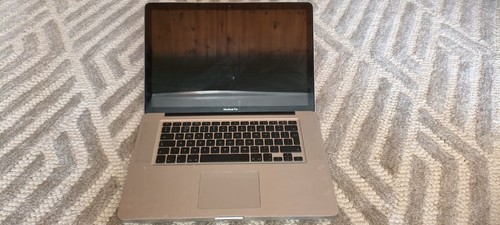 Apple macbook pro a1286 laptop - macbook,