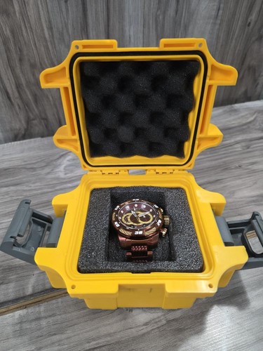 Invicta gent wristwatch - gent's,