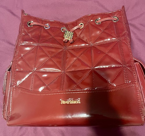 Red quilted river island - river,