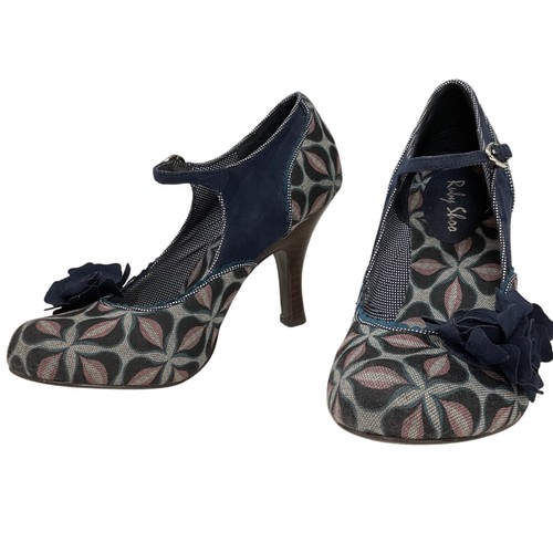 Ruby shoo floral - ruby,