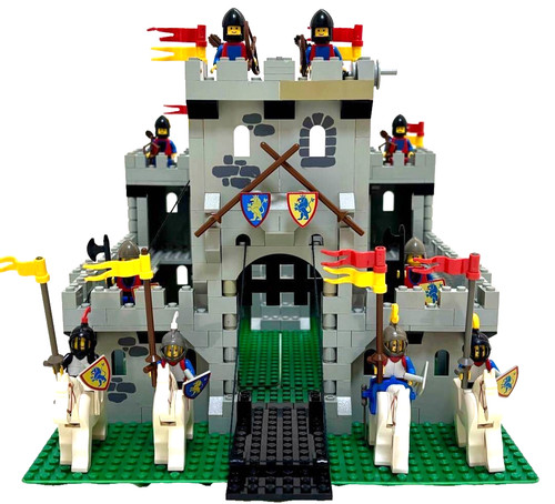 Lego 6080 king castle lion - lego,