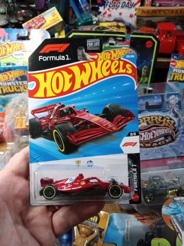 Hot wheels scuderia ferrari - hot,