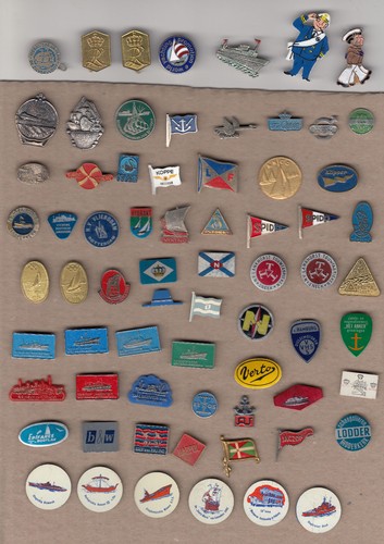 Vintage boat ship pin - ship, badges