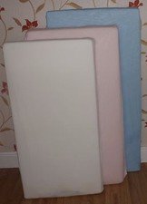 2 x Fitted Sheets to fit 160 X