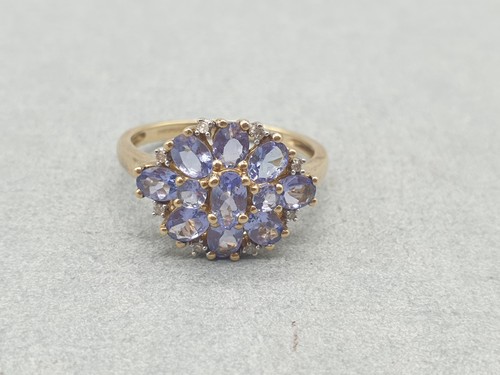9ct yellow gold - tanzanite, and