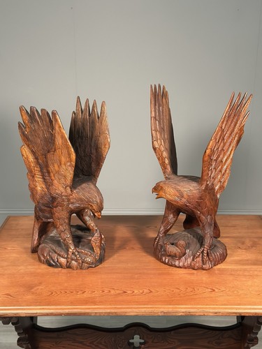 Large pair carved eagles - large,