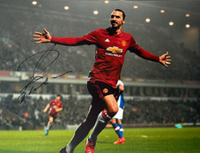 Zlatan Ibrahimovic Hand Signed