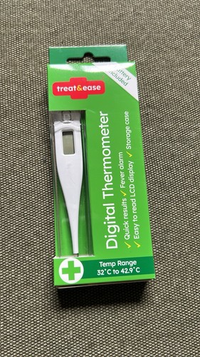 Digital thermometer with fast - thermometer,