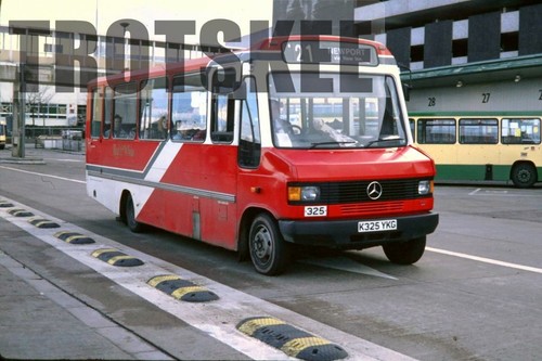 35mm slide red - red, white