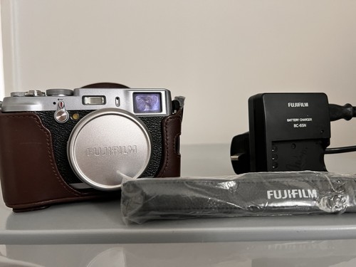 Fujifilm fineplex x100 - x100, 12.3mp