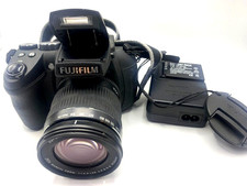 Fujifilm FinePix HS30EXR Digital Camera (16MP EXR-CMOS Sensor, 30x  Optical-Used