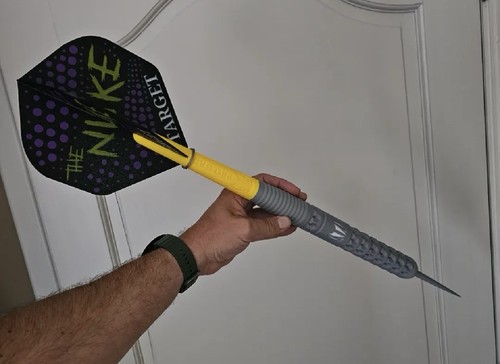 Luke littler 75cm giant dart - luke,